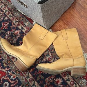 NINE WEST vintage caramel cowboy boots with block heel